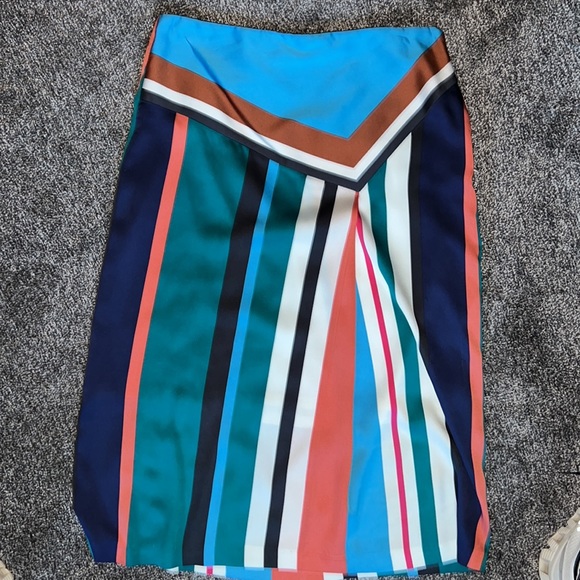 Loft Skirt Petite Multi Color Size 2. EUC. - Picture 17 of 17